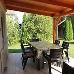 بيت للعطل Lukacs Nyaralohaz